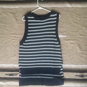 madewell stripe sweater vest // navy & white